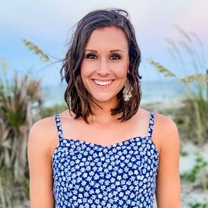 Meet your Posher, Courtney